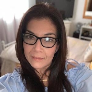 Meet your Posher, Ana